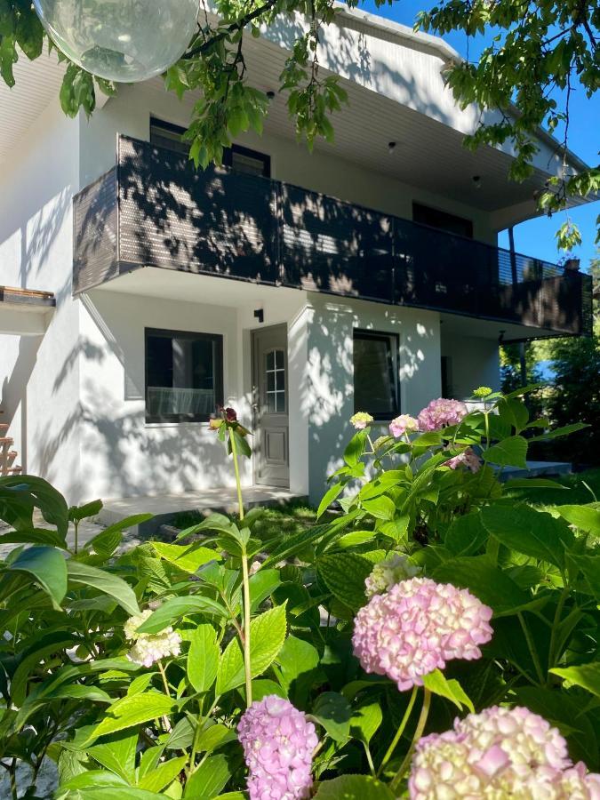 Garden Apartments ブレッド エクステリア 写真