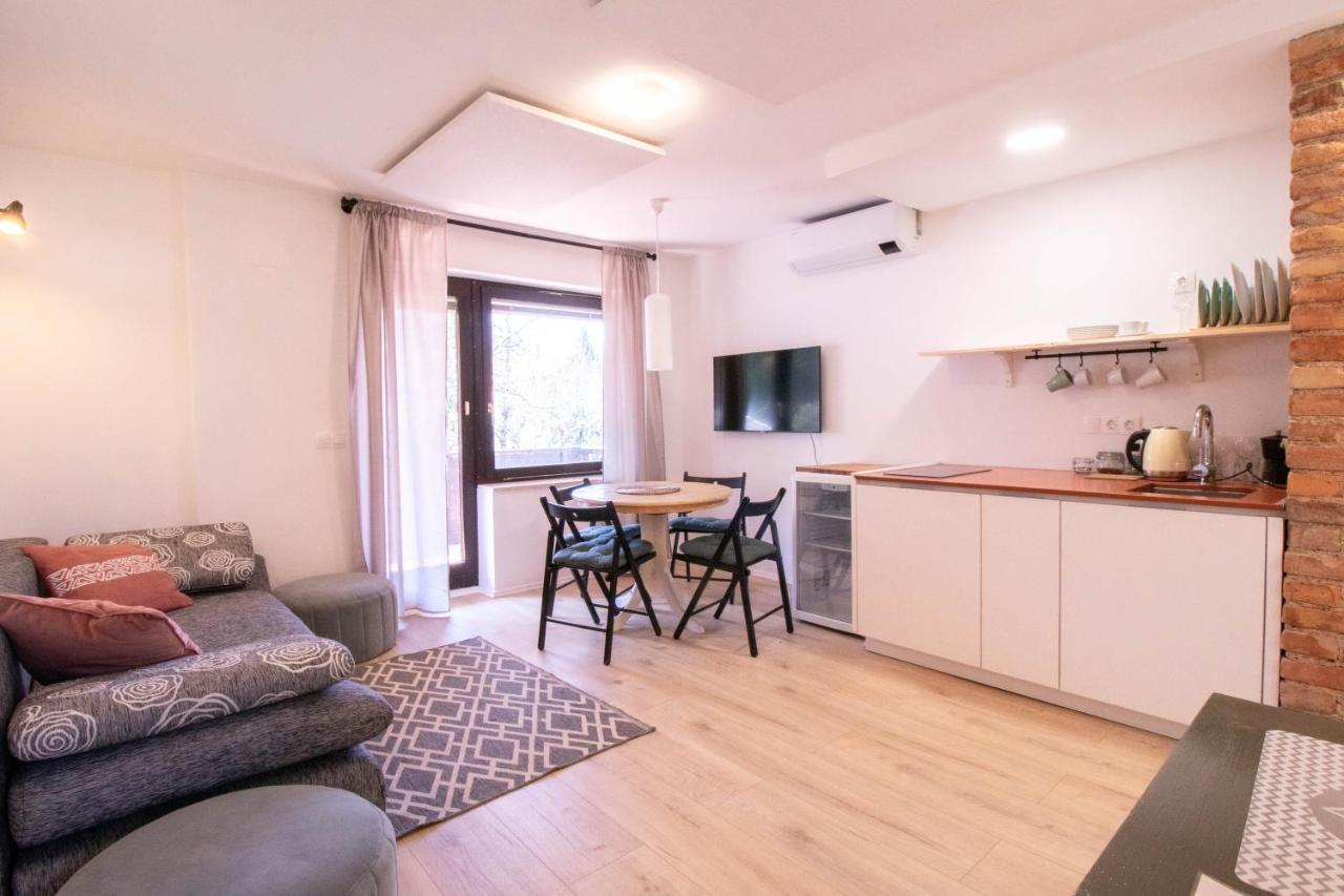 Garden Apartments ブレッド エクステリア 写真