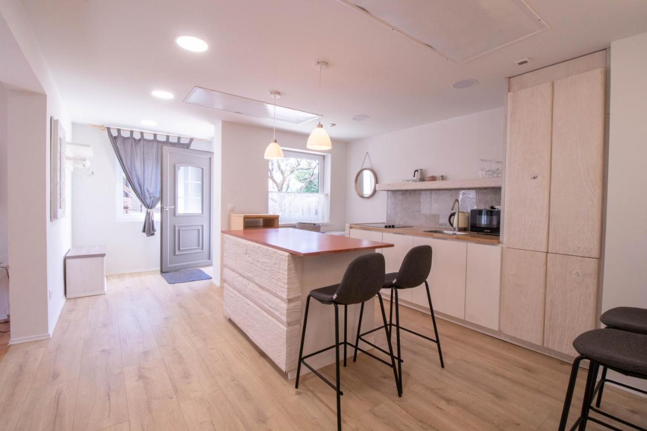 Garden Apartments ブレッド エクステリア 写真