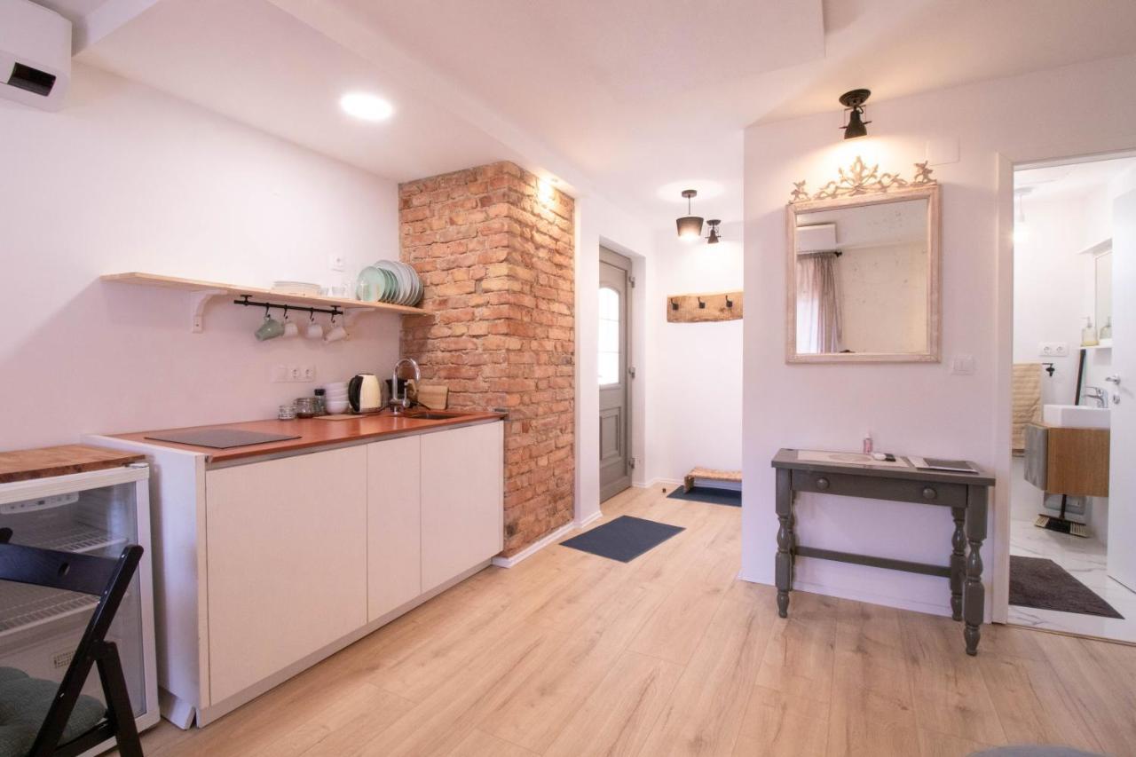 Garden Apartments ブレッド エクステリア 写真